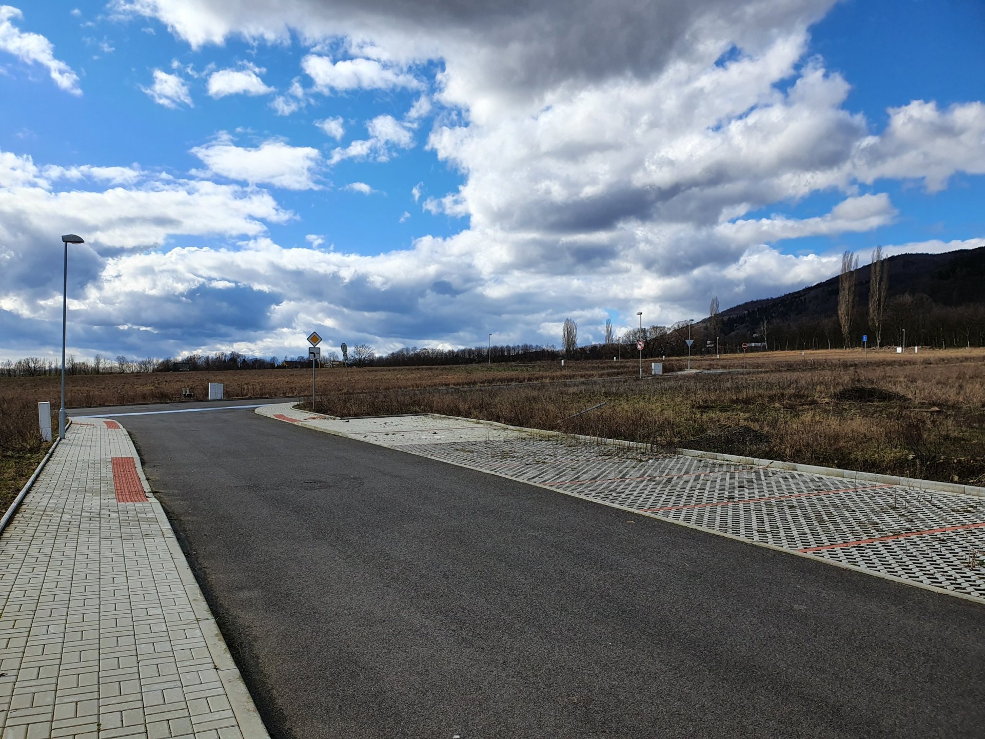 Pozemky Přestanov – foto 2